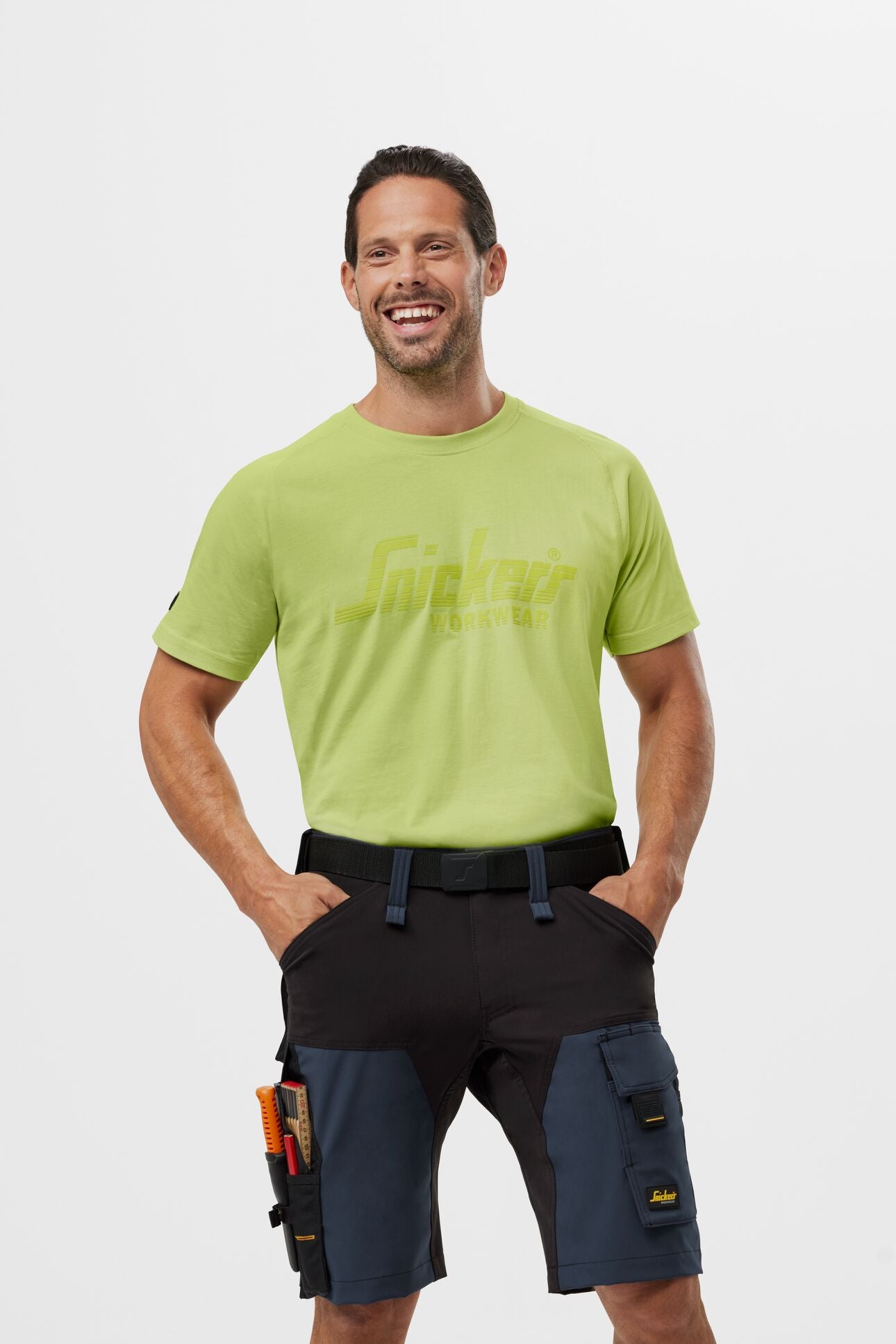 2590 - T-shirt avec logo