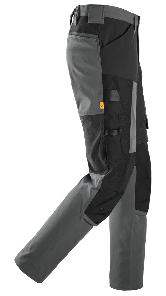 6318 - Pantalon en tissu extensible