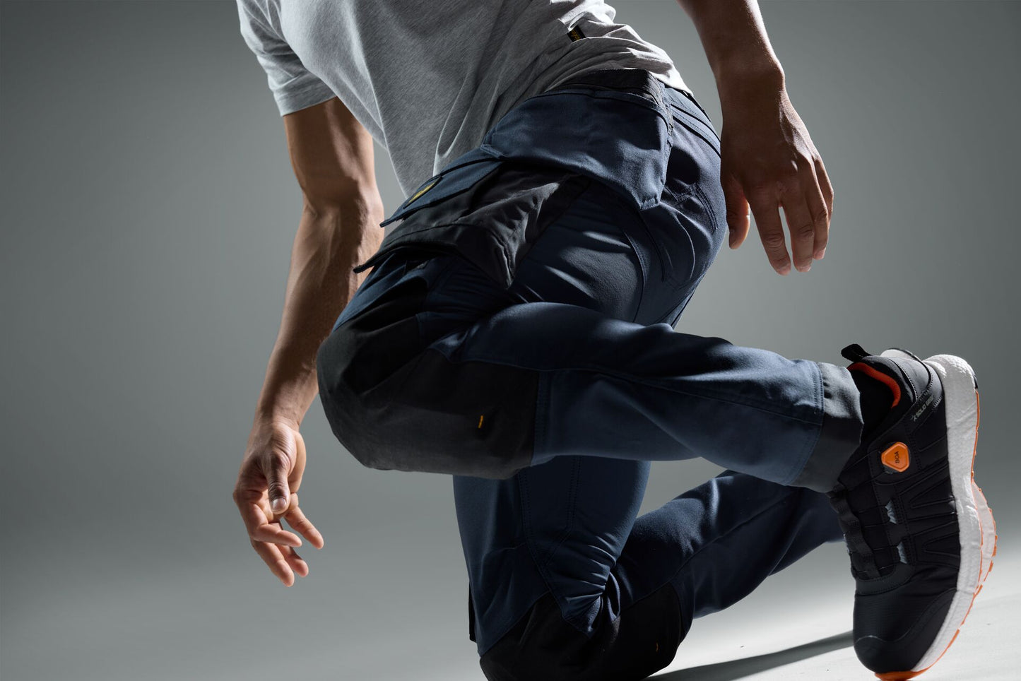 6244 - Pantalon de travail extensible en toile avec poches holster